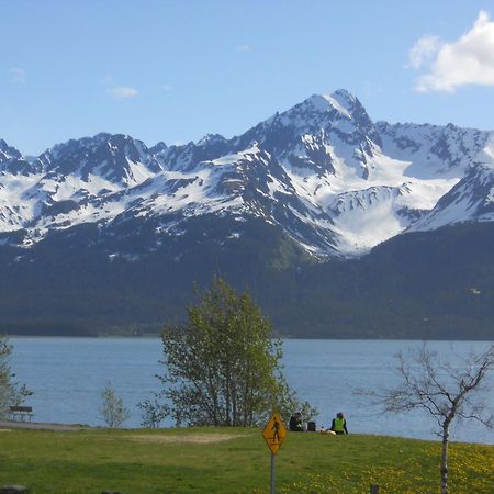 Seward Front Row Bed And Breakfast Bagian luar foto