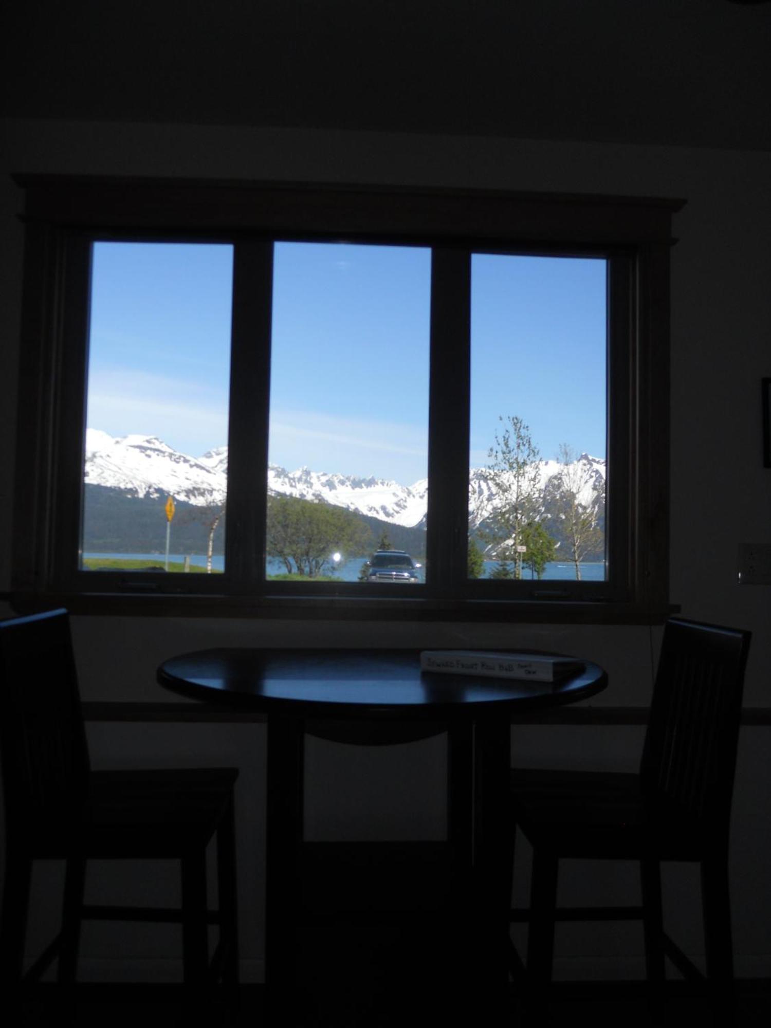 Seward Front Row Bed And Breakfast Bagian luar foto